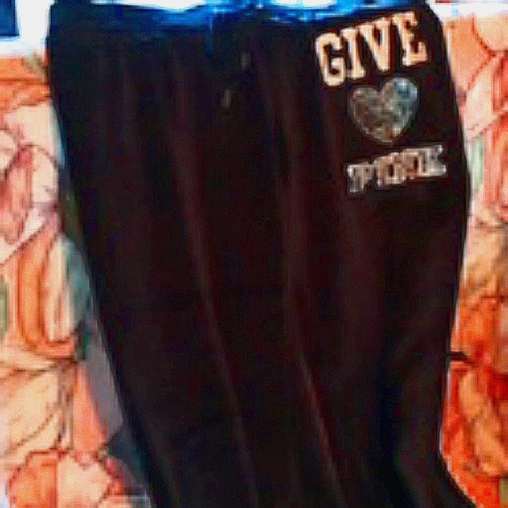 Cute set! Willing to trade for anything vs pink that fits